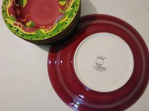 lot 240 image: Ceramic Salad Bowl Set