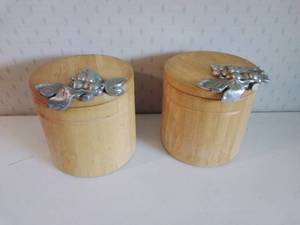 lot 101 image: Canister Set (2)