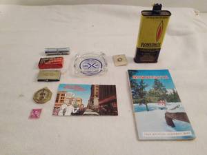 lot 130 image: Lot of Vintage Collectables