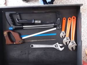 lot 34 image: Saws & Adjustable Wrenches