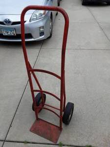 lot 58 image: 2-Wheel Dolly