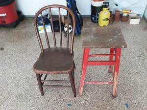 lot 70 image: Wood Stool & Chair