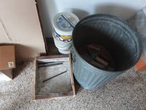 lot 71 image: Sand & Trowels