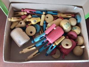 lot 72 image: Vintage Wood Bead Toy & Books