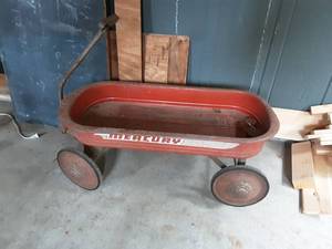 lot 78 image: Mercury Wagon