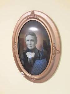 lot 101 image: Vintage Convex Glass 24 Portrait