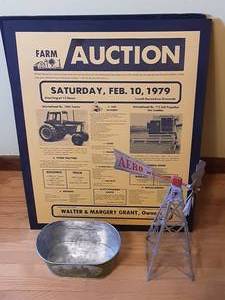 lot 103 image: Farm Decor