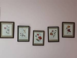 lot 119 image: 5-Floral Prints