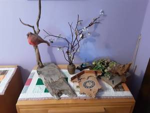 lot 135 image: Nature Decor