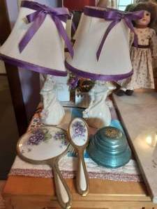 lot 137 image: Pair Of Dresser Lamps, Brush & Mirror Dresser Set