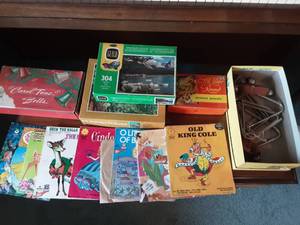 lot 158 image: Puzzles, Bells, Storybook Records