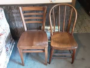 lot 161 image: 2-Chairs