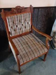 lot 162 image: Arm Chair