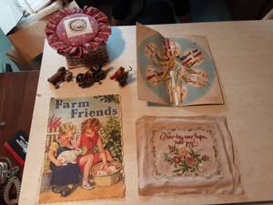 lot 167 image: Antique Wind-Up Toys, Doll Hose, Flat Wear, More
