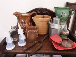 lot 259 image: Lot Of Collectibles