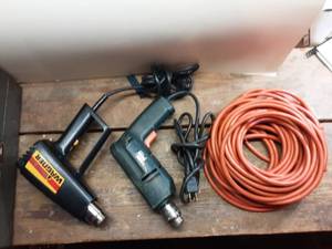lot 338 image: Black & Decker Drill, Heat Gun, Extension Cord