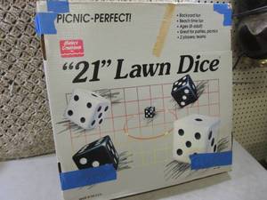 21 Lawn Dice Game Set  D-4...