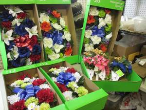 Assorted Fake Flower Headstone Spra...