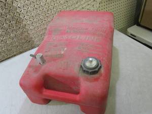 Chilton 6.6 Gallon Gasoline Marine ...
