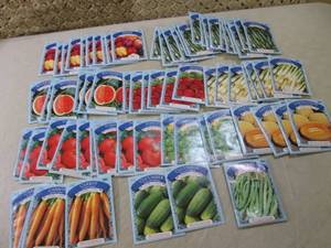 Assorted Veggies and Fruits Seeds  ...