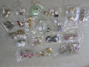 Assorted Jewelry  EC1...