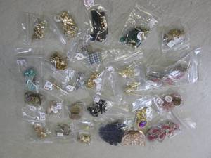 Assorted Jewelry  EC1...