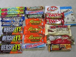 Assorted Candy Bars Etc  B-1...