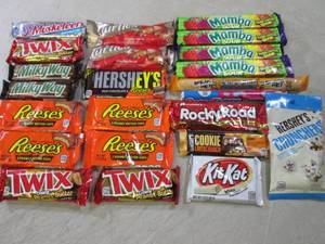 Assorted Candy Bars Etc  B-1...