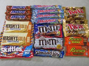 Assorted Candy Bars Etc  B-3...