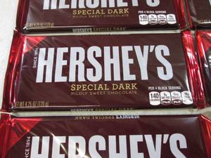 6 XL Hersheys Special Dark Mildly S...