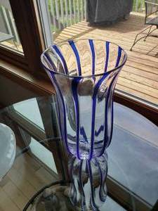 lot 69 image: Lovely Signed Original Art Glass