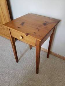 lot 26 image: Rustic Traditional Pine Side Table #1 of 2
