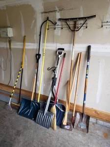 lot 98 image: Yard Warrior Starter Pack