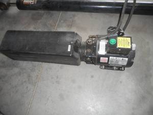 Hydraulic Ram and Pump