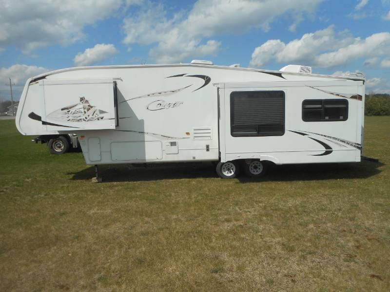 2009 Keystone Cougar Travel Trailer