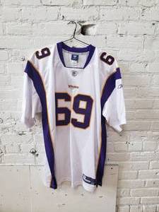 lot 33 image: Vikings Game Jersey  Jared Allen #69 Size 54