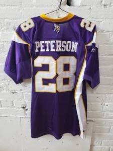 lot 37 image: Vikings Purple Game Jersey  Adrian Peterson #28 Size 54