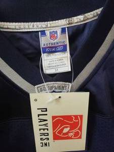 lot 76 image: Patriots Game Jersey  Randy Moss #81 Size 54
