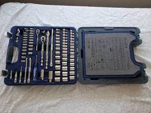 lot 191 image: Blue Point Ratchet Set (80 Piece)