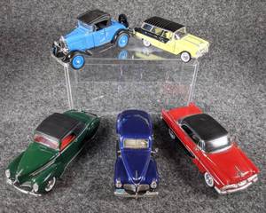 lot 65 image: Lot of 5 Die Cast Collectible Cars