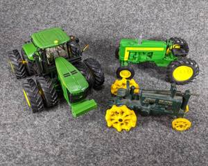 lot 87 image: Lot of 3 John Deere Tractors