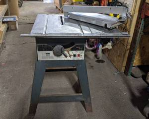 lot 7 image: 10 Montgomery Ward Table Saw on Stand