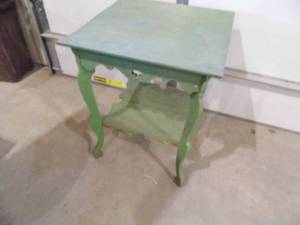 Green Square table