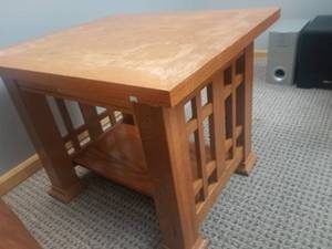 lot 46 image: Mission Style Side Table