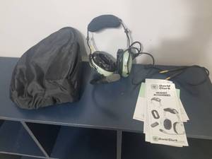 lot 34 image: David Clark Aviation Stereo Headset H10-13S