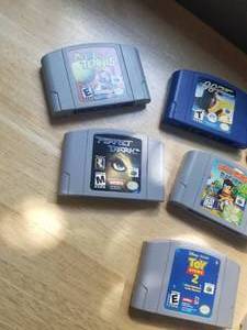 lot 95 image: Fun Collection of N64 Game Cartriges