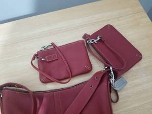 lot 39 image: Red Leather Coach Bag
