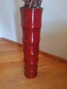 lot 78 image: Ruby Plant Vase Decor