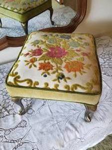 lot 136 image: Petite Hollywood Regency Velvet Footstool