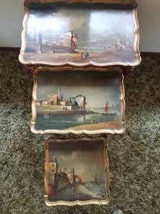 lot 42 image: Handpainted Italian Nesting Table